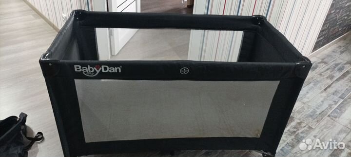 Кровать-манеж