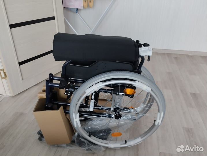 Кресло коляска для инвалидов новое