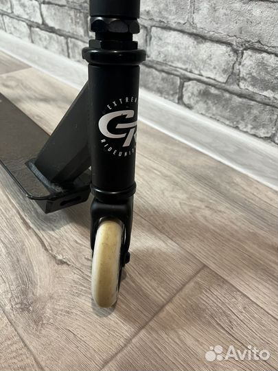 Трюковой самокат