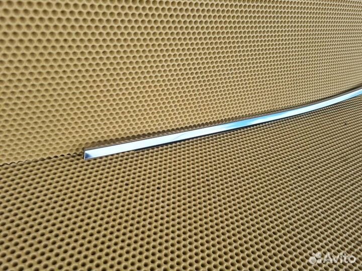 Молдинг на дверь задний левый Infiniti M Q70 Y51