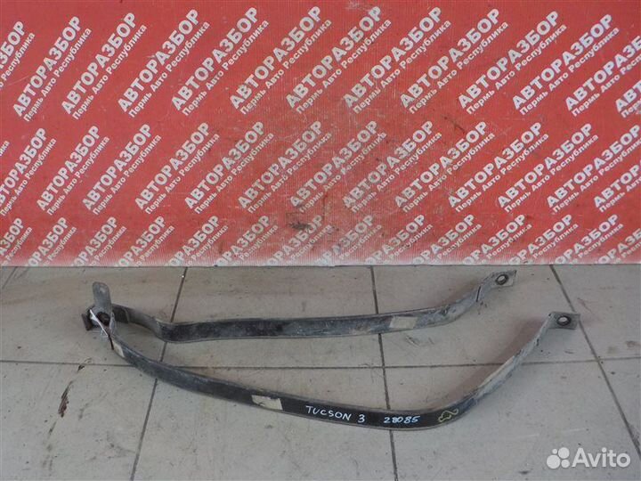 Крепление бака Hyundai Tucson (W5) wagon G4NA 2018