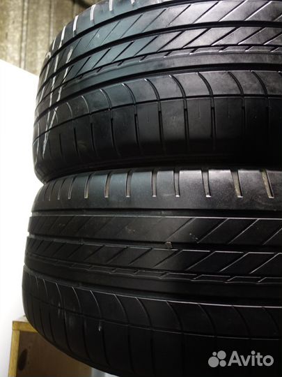 Goodyear Eagle F1 Asymmetric SUV 4x4 295/40 R22