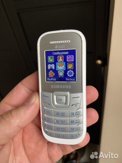 Телефон Samsung E1202 2sim