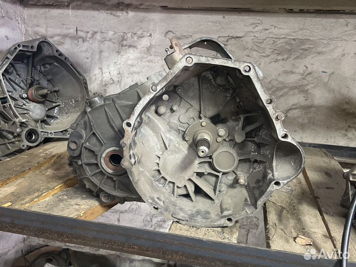 МКПП мерсдес Вито OM 601 2.3 дизель