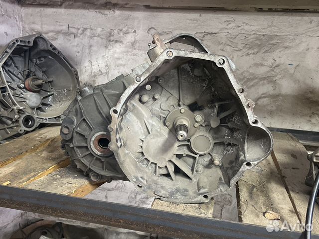 МКПП мерсдес Вито OM 601 2.3 дизель