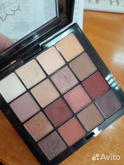 Палетка теней NUX