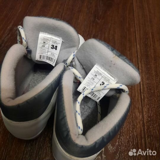 Лыжные ботинки