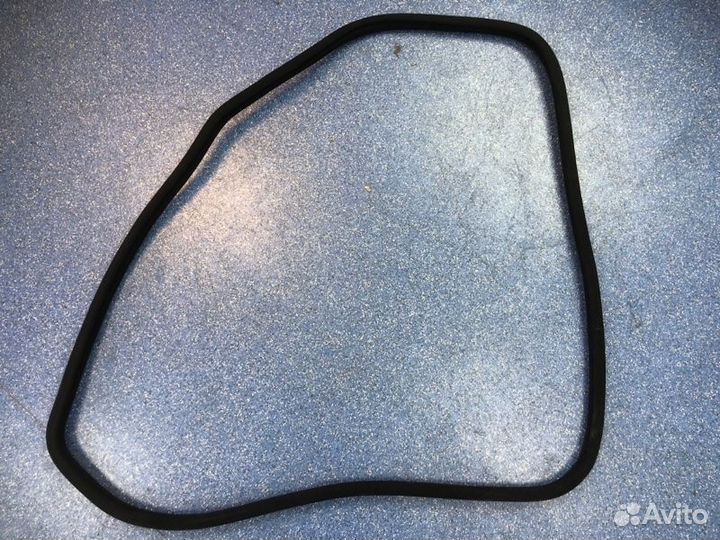 Уплотнитель проема двери Mercedes Benz C-Class