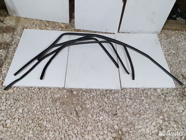 Уплотнители дверей Хонда CR-V 2