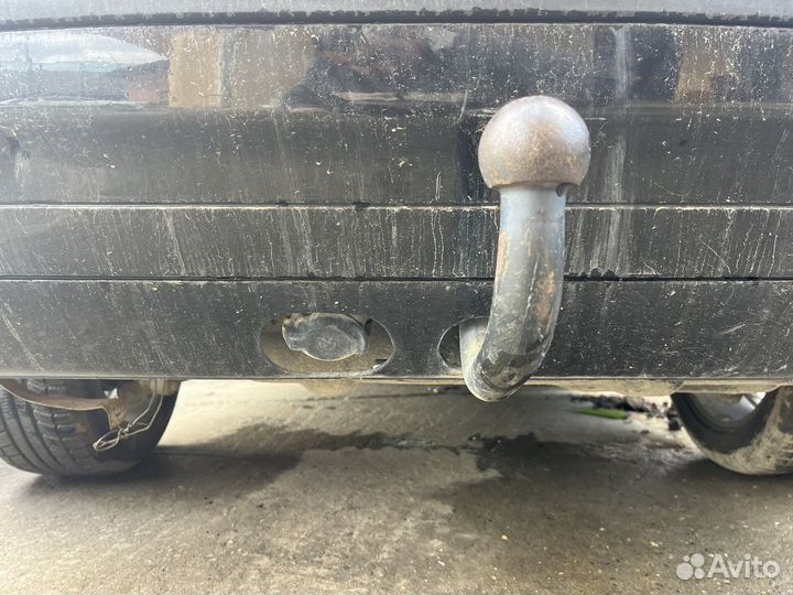 Оригинальный фаркоп на bmw 3 e36