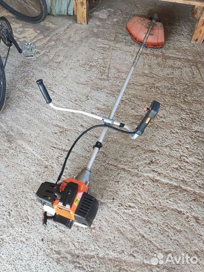 Триммер бензиновый