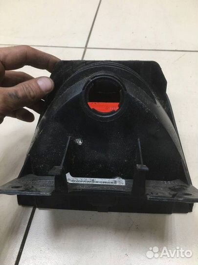 Фонарь задний стоп сигнал Renault Logan