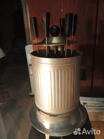 Электрическая шашлычница 2шт