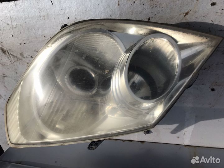 Фара левая Geely Mk Cross дефект
