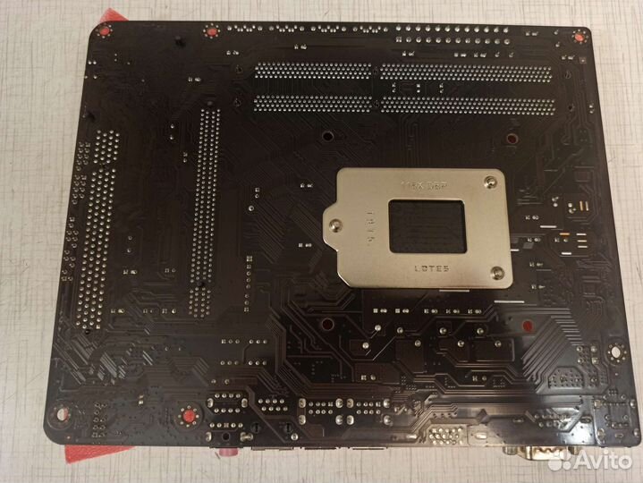 Материнская плата