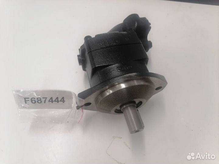 Гидромотор пилы John Deere 758HD