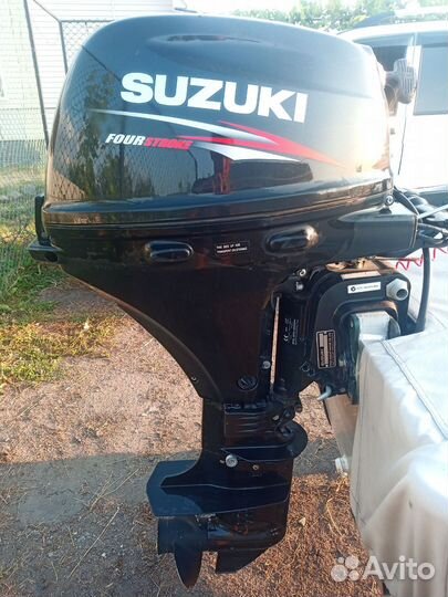 Моторная лодка Windbot 38м, Suzuki DF15A и прицеп