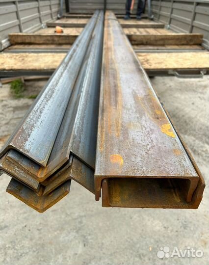 Уголок металлический, швеллер, арматура