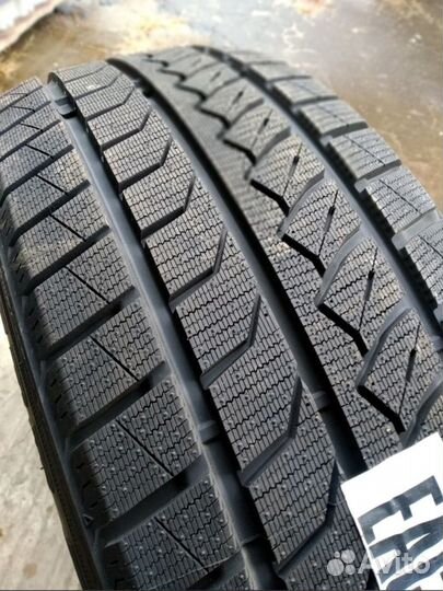 Saferich FRC79 245/45 R20