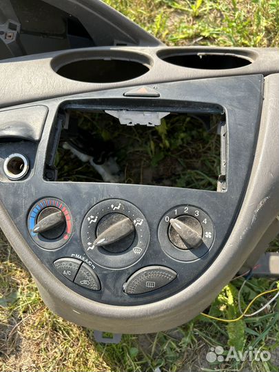 Блок управления печкой ford focus 1