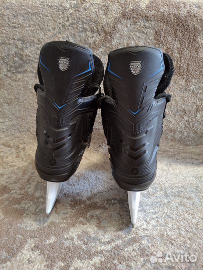 Коньки хоккейные 39 размер