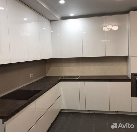 Кухня новая