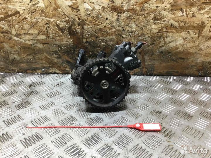 Насос топливный (тнвд) Hyundai Terracan