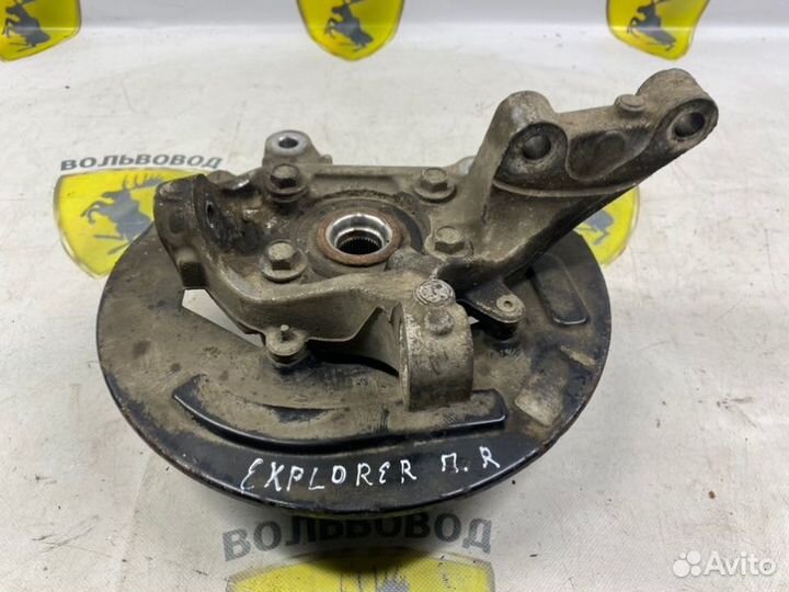 Кулак поворотный передний правый Ford Explorer 5