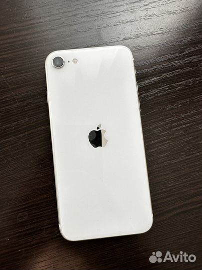 iPhone SE (2020), 64 ГБ
