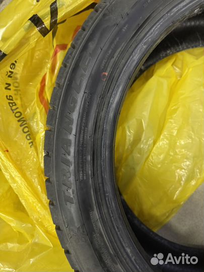 Triangle Snowlink TWT02 245/45 R19 102V