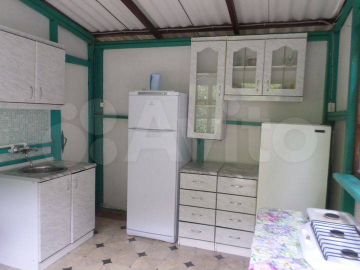 Комната 9 м² в 5-к., 1/1 эт.