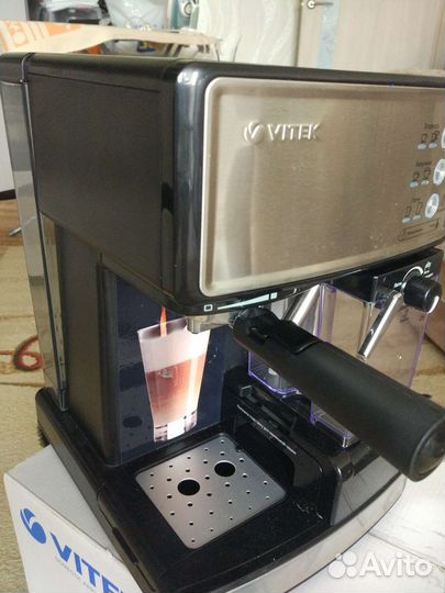 Кофемашина рожковая vitek