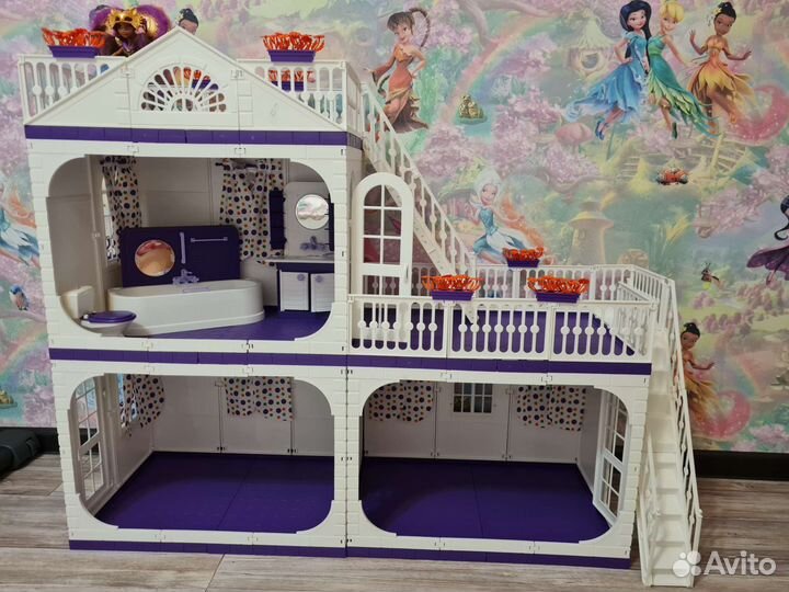Большой кукольный домик