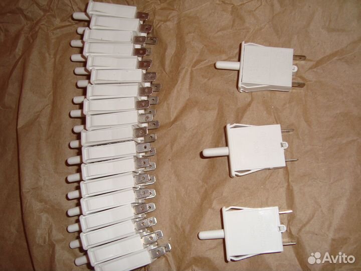 Запчасть на холодильник