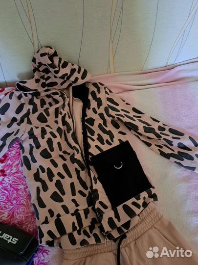 Костюм спортивный 146см