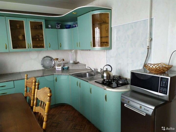 Дом 200 м² на участке 6 сот.