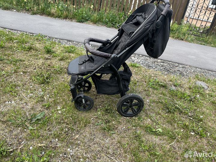 Прогулочная коляска bubago cross air
