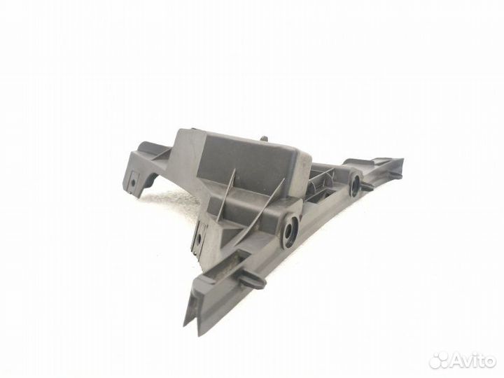 Крепление бампера переднее правое Volvo V70 3 2012