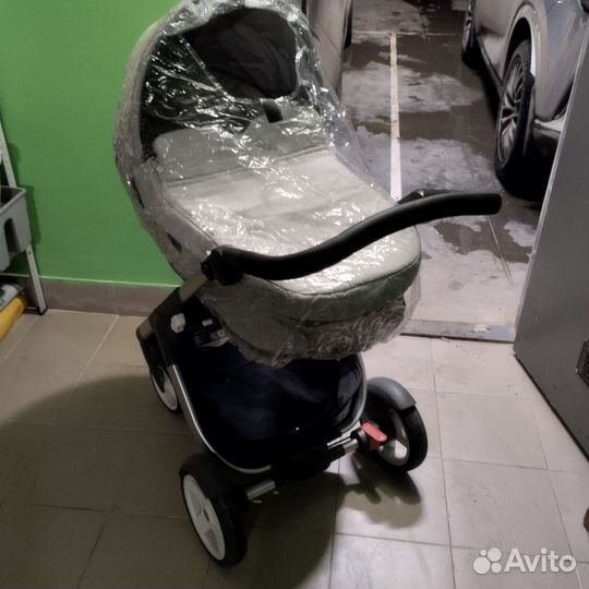 Коляска stokke