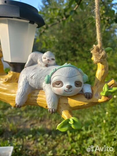 Фигурка садовая со светодиодным фонарем 