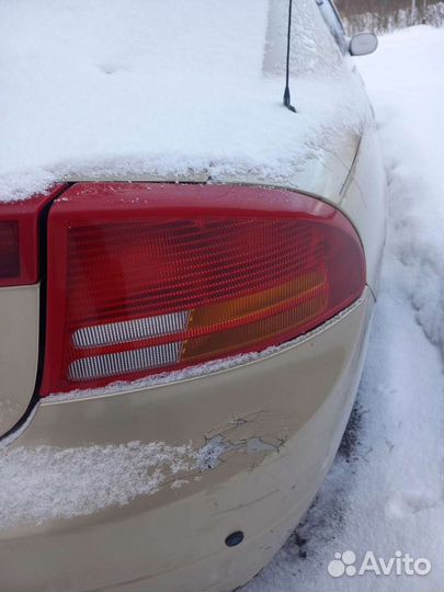 Задний фонарь Dodje intrepid