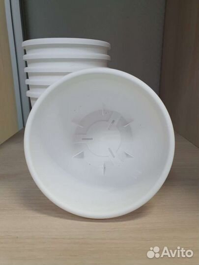 Горшок пластик новый 0.5 л