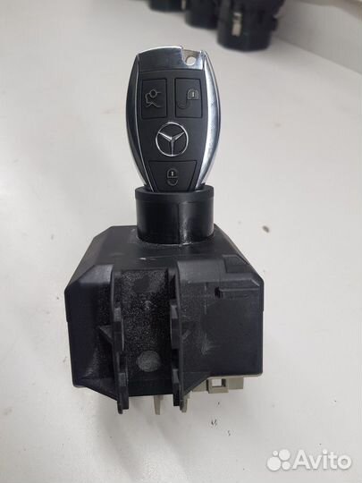 Замок зажигания (Mercedes-Benz CLA-class)