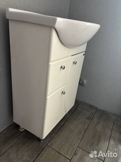 Раковина с тумбой б/у