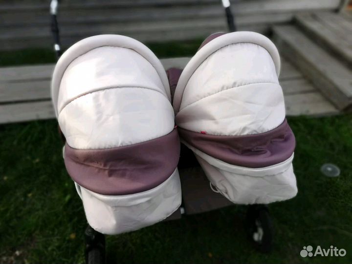 Коляска для двойни