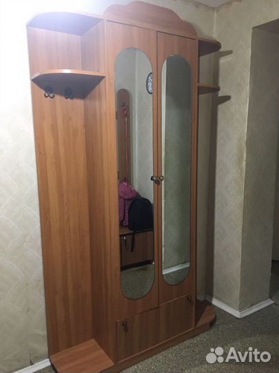 Шкаф
