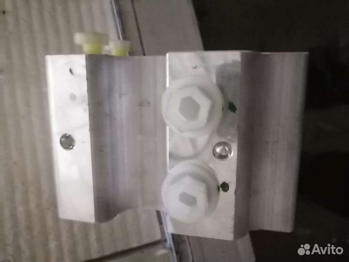 Для Lexus GX470 2004