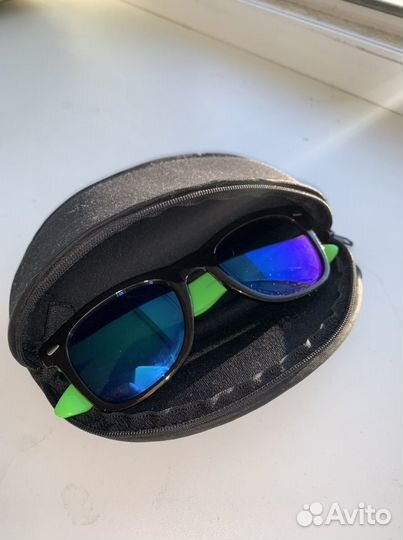 Очки с чехлом