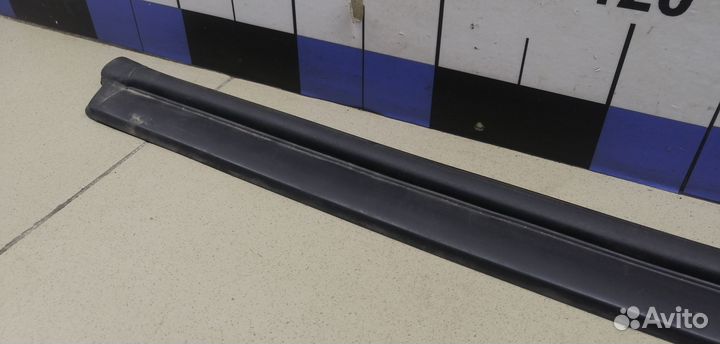 Уплотнитель капота 5-serie GT F07 2009-2016