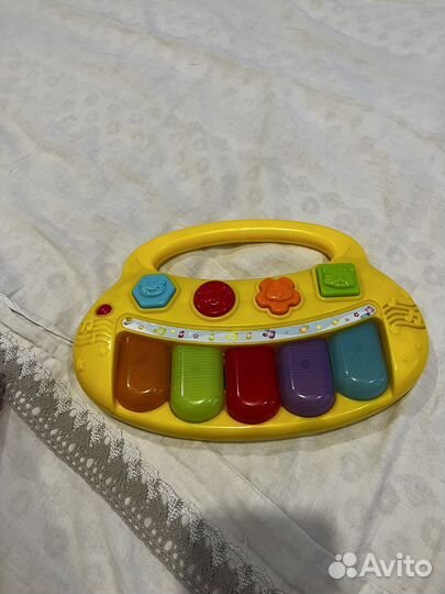 Детские музыкальные игрушки
